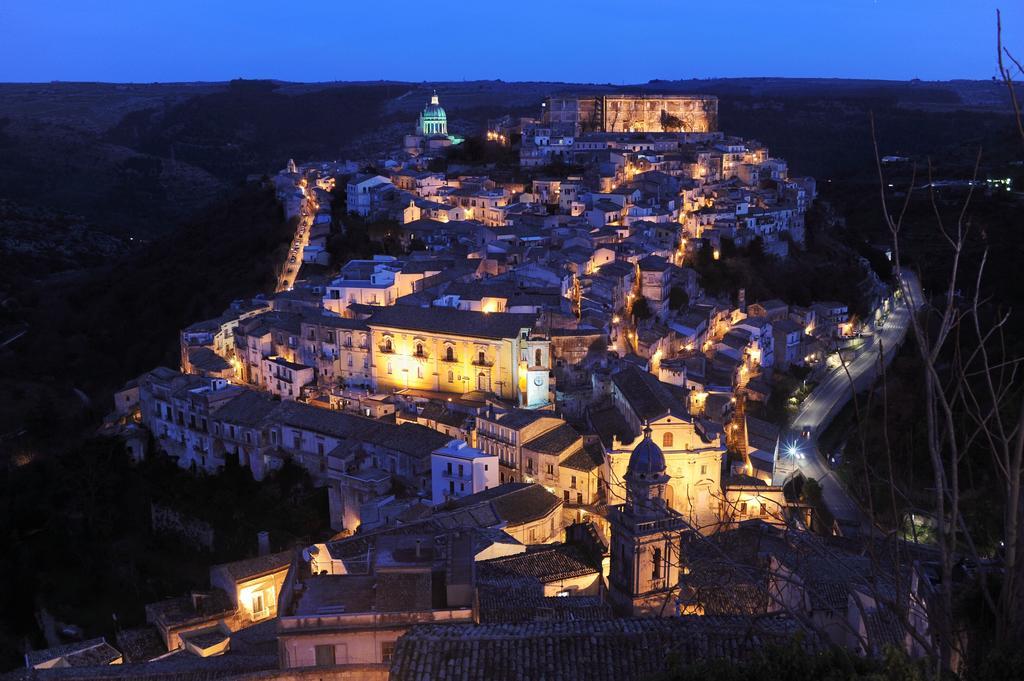 La Corte Di Ibla Ragusa Exterior foto